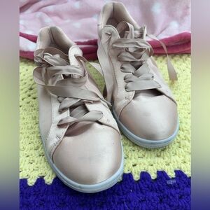Madden girl Briitnyy pink satin sneakers women size 7.5